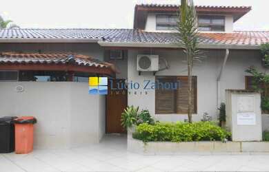 Imagem 1: Casa em condomínio à venda em Maresias Lúcio Zahoul Imóveis