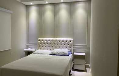 Imagem: A casa possui 2 Dormitórios, 2 Banheiros, 2 Vagas na garagem