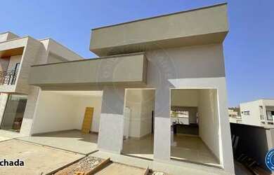 Imagem: A casa em condomínio possui 3 Dormitórios, 4 Banheiros, 4