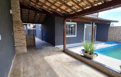 Imagem: A casa em condomínio possui 4 Dormitórios, 3 Banheiros, 1