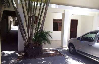 Imagem: A casa possui 2 Dormitórios, 1 Banheiro, 1 Vaga na garagem