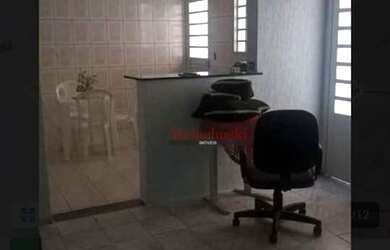 Imagem: A casa possui 2 Dormitórios, 2 Banheiros, 137m² de Área e