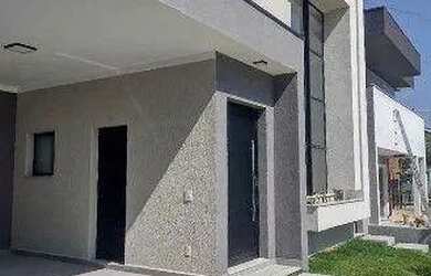 Imagem: A casa em condomínio possui 3 Dormitórios, 4 Banheiros, 2