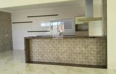 Imagem: A casa em condomínio possui 5 Dormitórios, 5 Banheiros, 5