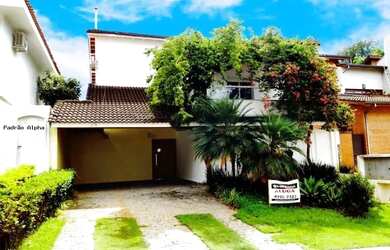 Imagem: A casa em condomínio possui 4 Dormitórios, 5 Banheiros, 2