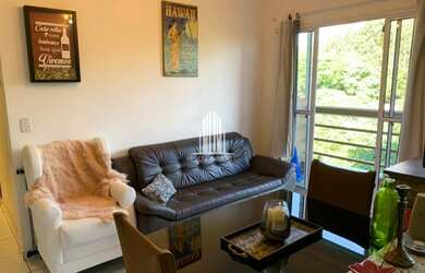 Imagem: O apartamento possui 2 Dormitórios, 1 Banheiro, 2 Vagas na