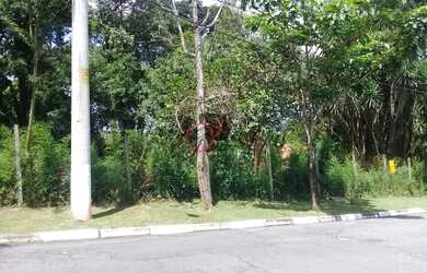 Imagem: O terreno possui 800m² de Área e está localizado em Recanto