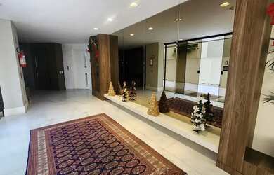 Imagem: O apartamento possui 3 Dormitórios, 5 Banheiros, 2 Vagas na