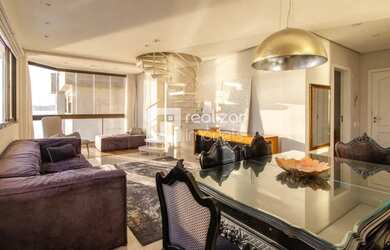 Imagem: O apartamento na cobertura possui 4 Dormitórios, 4 Banheiros