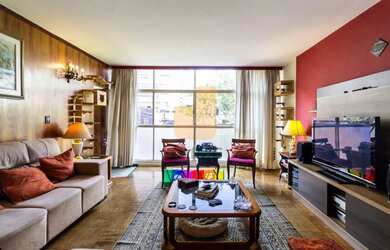 Imagem: O apartamento possui 3 Dormitórios, 2 Banheiros, 1 Vaga na