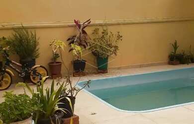 Imagem 2: Casa Edicula em Jaú. Piscina, Área de serviço, 12m² de Áreae2 Vagas...