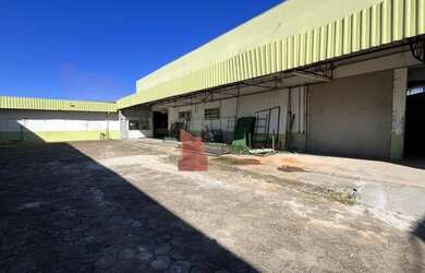 Imagem: O depósito possui 2.750m² de Área e está localizado em