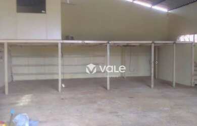 Imagem: O depósito possui 400m² de Área e está localizado em Plano