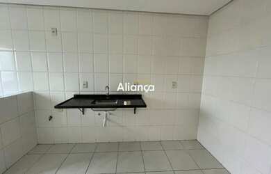 Imagem 8: Apartamento 2 dormitórios com suíte, ar-condicionado e vaga de carro...
