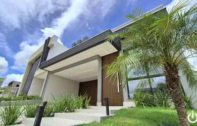 Imagem: A casa em condomínio possui 3 Dormitórios, 4 Banheiros, 4