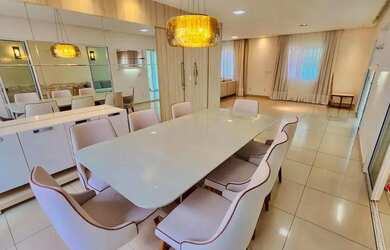 Imagem: A casa em condomínio possui 3 Dormitórios, 4 Banheiros, 3