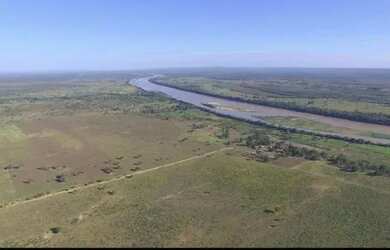 Imagem 5: FAZENDA EM BURITIZEIRO MG NA BEIRA DO RIO SÃO FRANCISCO FORMADA E COM...