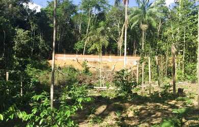 Imagem: O terreno possui 400m² de Área e está localizado em Tarumã