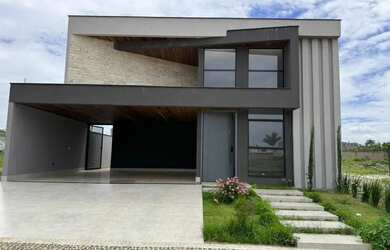 Imagem: A casa em condomínio possui 3 Dormitórios, 5 Banheiros, 4