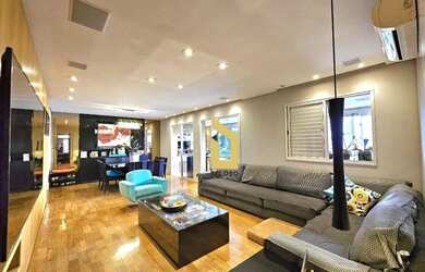 Imagem: O apartamento possui 3 Dormitórios, 4 Banheiros, 2 Vagas na