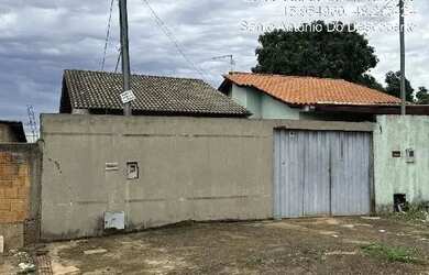 Imagem: A casa possui 2 Dormitórios, 1 Banheiro e 225m² de Área e