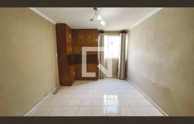 Imagem: O apartamento à venda possui 2 Dormitórios, 1 Banheiro e 71m²