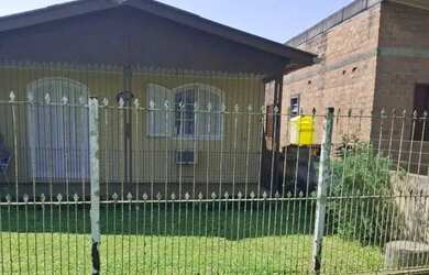 Imagem: A casa possui 2 Dormitórios, 1 Banheiro e 72m² de Área e