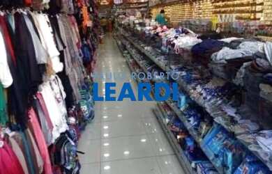 Imagem: O depósito possui 480m² de Área e está localizado em Lapa