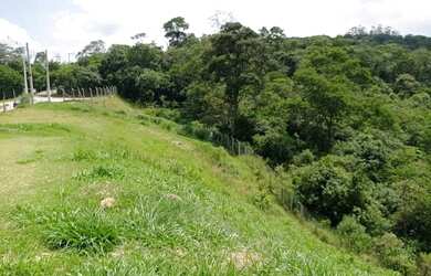 Imagem: O terreno possui 153m² de Área e está localizado em Sítio