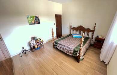 Imagem 12: Casa com 4 Quartos 2 Banheiros a venda,360m2 por R$ 620.000