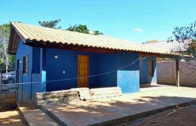 Imagem: A casa em condomínio possui 1 Dormitório, 2 Banheiros, 2 Vagas