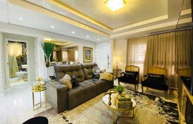 Imagem: A casa possui 4 Dormitórios, 4 Banheiros, 2 Vagas na garagem