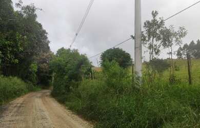 Imagem 1: Sítiopara venda possui 29000 metros quadrados em Lagoa Nova - Guararema...