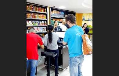 Imagem 7: Passo Hortifruti. Ar-condicionadoe200m² de Área