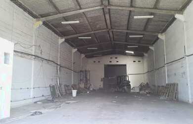 Imagem 3: Galpão/Depósito/Armazém para aluguel possui 300 metros quadrados