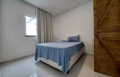 Imagem: A casa em condomínio possui 2 Dormitórios, 3 Banheiros, 2