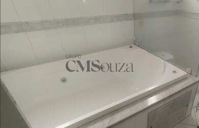 Imagem: O apartamento possui 3 Dormitórios, 5 Banheiros, 3 Vagas na