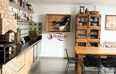 Imagem: A casa em condomínio possui 3 Dormitórios, 3 Banheiros, 2