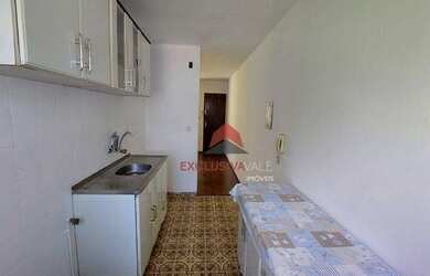 Imagem: O apartamento possui 2 Dormitórios, 1 Banheiro, 1 Vaga na garagem