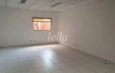 Imagem: O depósito possui 38m² de Área e está localizado em Silveira