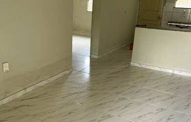 Imagem: A casa possui 2 Dormitórios, 1 Banheiro, 1 Vaga na garagem