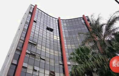 Imagem: O depósito possui 2 Vagas na garagem, 94m² de Área e está