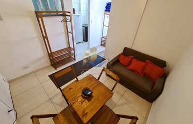 Imagem: A kitnet possui 1 Dormitório, 1 Banheiro, 1 Vaga na garagem