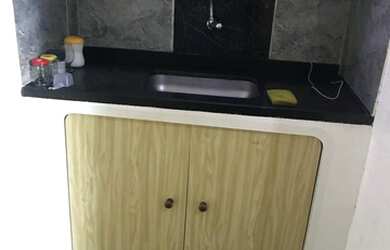 Imagem: A casa em condomínio possui 1 Dormitório, 1 Banheiro, 40m²