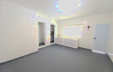 Imagem: O depósito possui 133m² de Área e está localizado em Centro