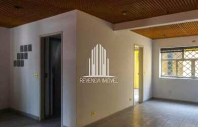 Imagem: A casa possui 3 Dormitórios, 3 Banheiros, 2 Vagas na garagem