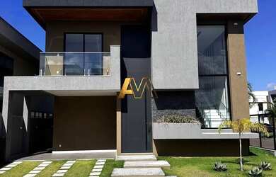 Imagem: A casa em condomínio possui 4 Dormitórios, 5 Banheiros, 4