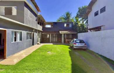 Imagem: A casa possui 5 Dormitórios, 5 Banheiros, 5 Vagas na garagem