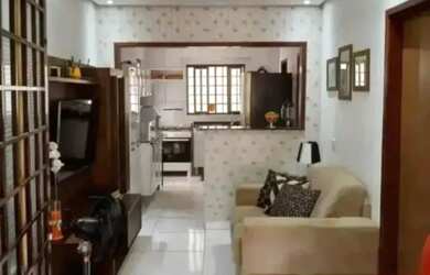 Imagem: O apartamento possui 2 Dormitórios, 1 Banheiro e está localizado