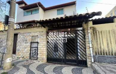 Imagem: A casa possui 3 Dormitórios, 1 Banheiro, 140m² de Área, Imóvel